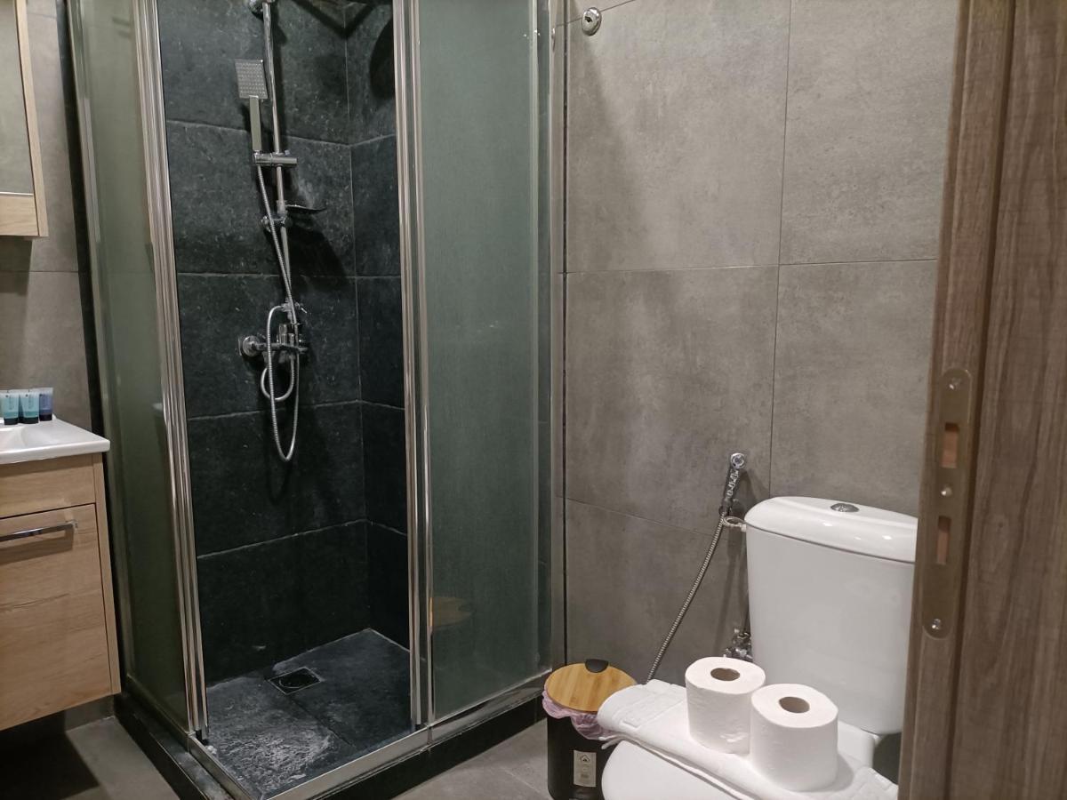 Modern Comfy Daire Atina Dış mekan fotoğraf