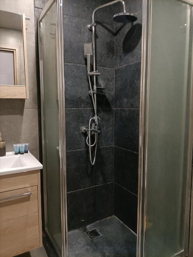 Modern Comfy Daire Atina Dış mekan fotoğraf